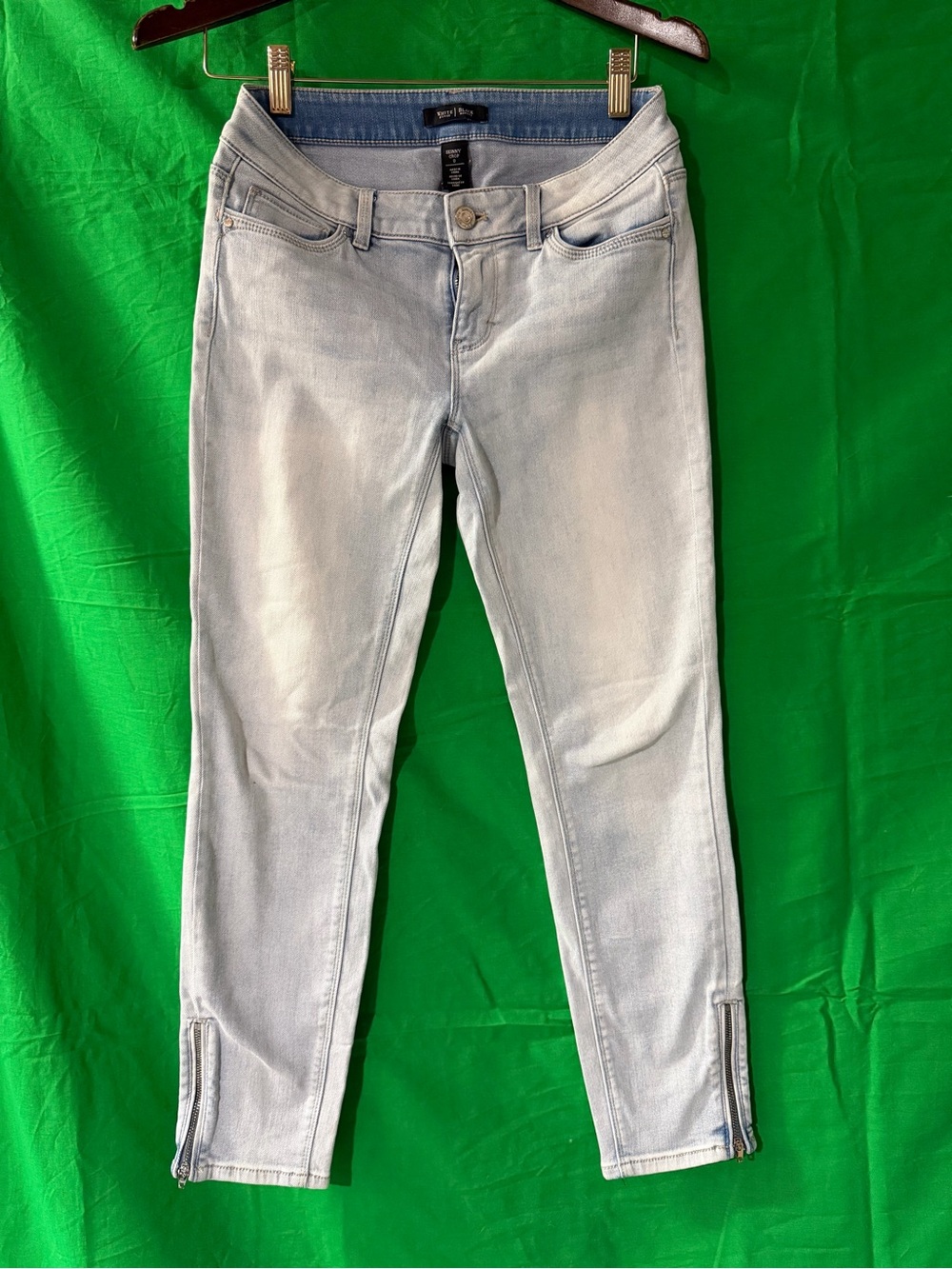 White House Black Market Light Wash Ankle Skinny Jeans